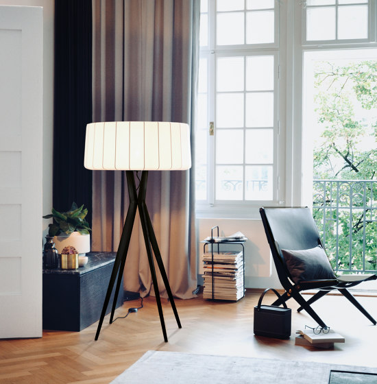 No. 43 Floor Lamp Velvet Collection - Olive - Multiplex | Lámparas de pie | BALADA & CO.