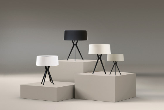 No. 43 Table Lamp Matt Collection - Deep Black - Fenix NTM® | Luminaires de table | BALADA & CO.
