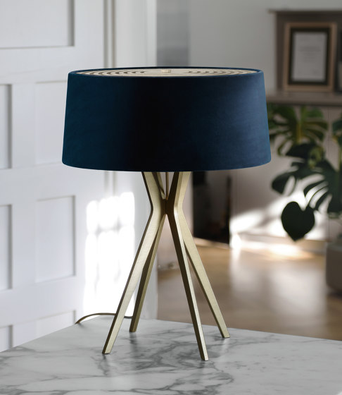 No. 43 Table Lamp Velvet Collection - Olive - Brass | Luminaires de table | BALADA & CO.