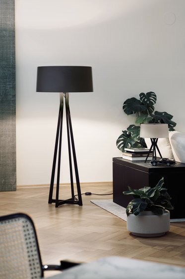 No. 47 Floor Lamp Velvet Collection - Rose The - Brass | Lampade piantana | BALADA & CO.