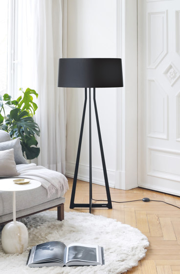 No. 47 Floor Lamp Matt Collection - Soft White - Brass | Free-standing lights | BALADA & CO.
