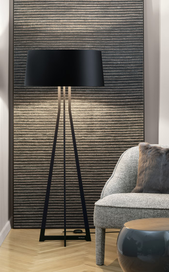 No. 47 Floor Lamp Velvet Collection - Indigo - Fenix NTM® | Lampade piantana | BALADA & CO.