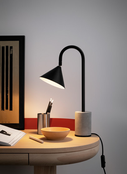 Ozz Desk | Lampade tavolo | miniforms