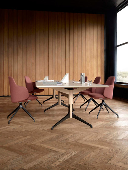 Crossover Modern Executive | Chairs | ICONS OF DENMARK