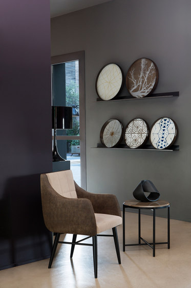 Magenta Sofa | Sessel | ALMA Design