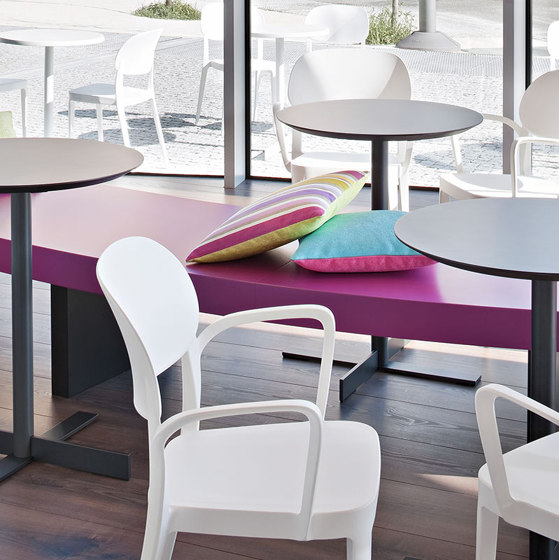 People Table | Tables de bistrot | ALMA Design