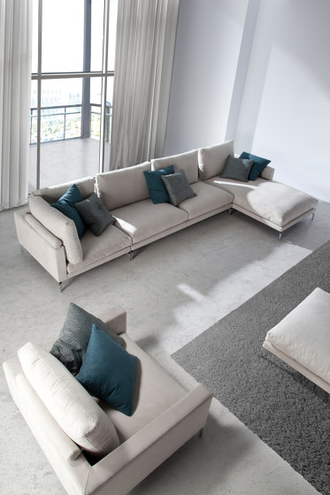 Claridge Sofa | Sofas | Ascensión Latorre