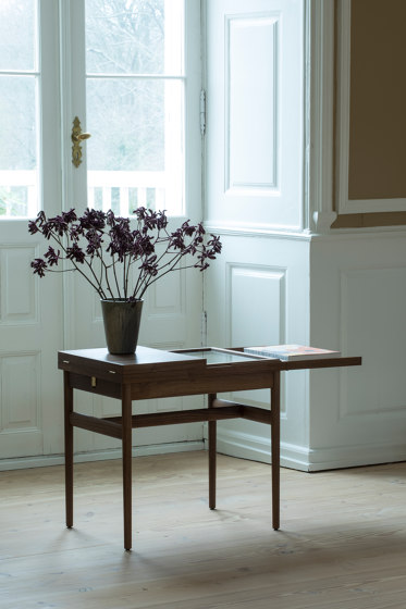 Art Collectors Table | Tables d'appoint | House of Finn Juhl - Onecollection