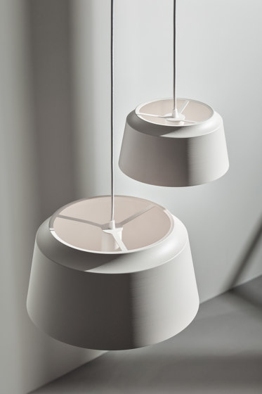Groove Small Black | Suspended lights | PUIK