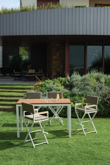 Ultra Stand | Dining tables | 10DEKA