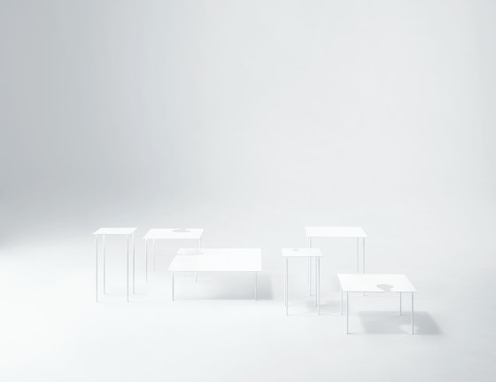 Softer than steel | tableau | Tables basses | Desalto