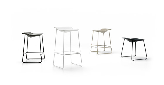 Last Minute - medium stool | Sgabelli bancone | viccarbe