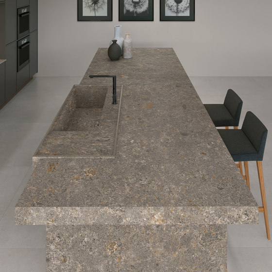 Meteora MDi Gris Bush-hammered | Mineral composite panels | INALCO