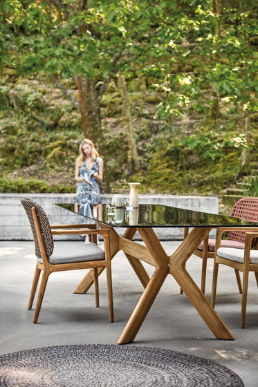 X-Frame Diningtable 220cm | Mesas comedor | Gloster Furniture GmbH