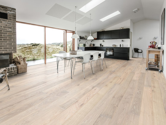 Classic Nouveau | Oak Taupe | Wood flooring | Kährs