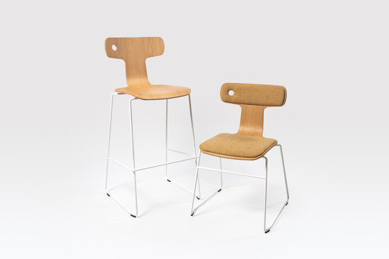 Moore | Chair | Stühle | Liqui Contracts