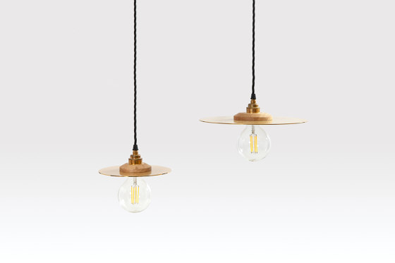 Roswell | Large Pendant | Suspended lights | Liqui Contracts