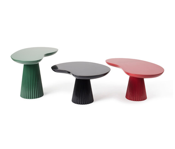 MIRA | Side table | Red | Mesas de centro | Maison Dada