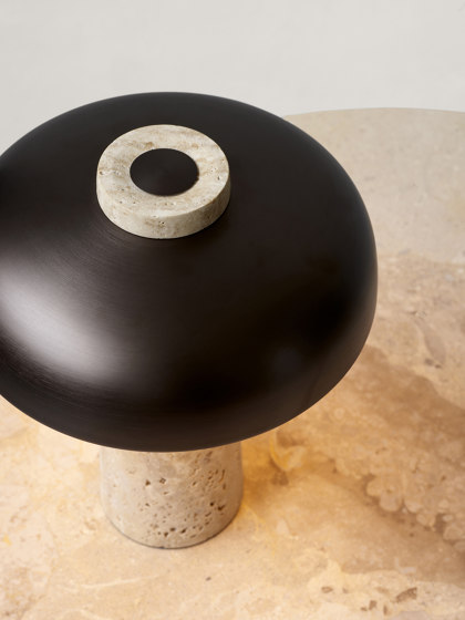 Reverse Table Lamp, Bronzed Brass | Lámparas de sobremesa | Audo Copenhagen