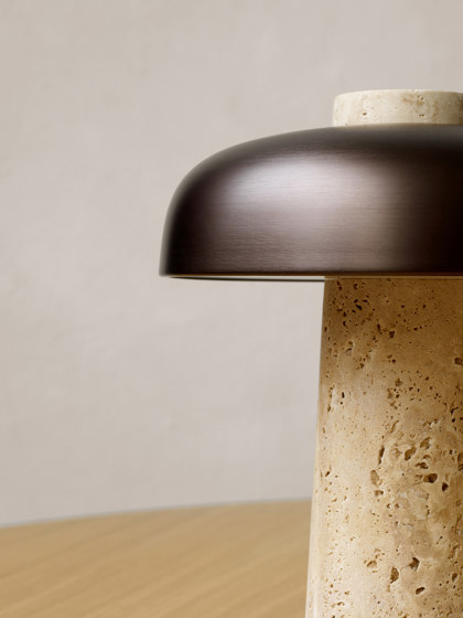 Reverse Table Lamp, Bronzed Brass | Tischleuchten | Audo Copenhagen