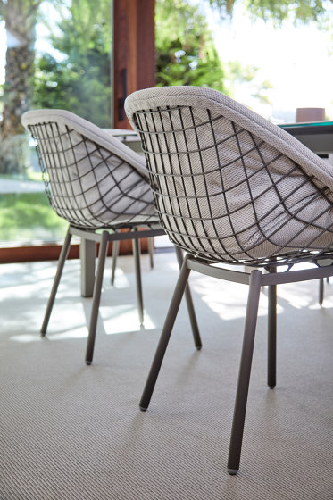 Canasta with cushion | Chairs | Musola