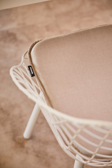 Canasta with cover | Bar stools | Musola