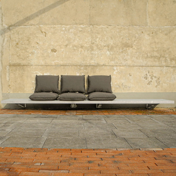 L01 sofa | Panche | Volker Weiss