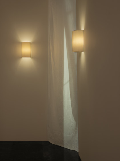 Singular | Wall Lamp | Lampade parete | Santa & Cole