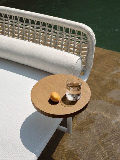 Noa Open Air lounge bed | Bains de soleil | Meridiani