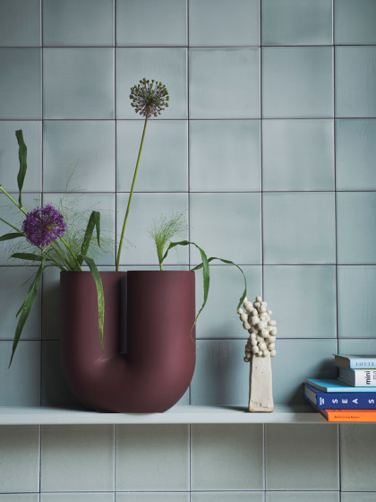 Kink Vase | H26cm | Vases | Muuto