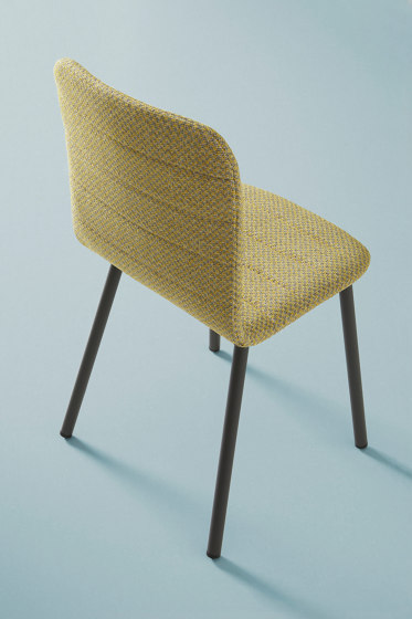 Pepper 2 chair | Chaises | Mobliberica