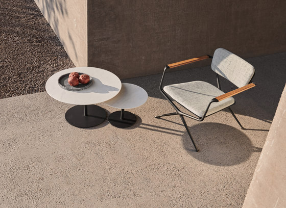 Exes table 160cm round coated aluminium & ceram top | Tavoli pranzo | Royal Botania