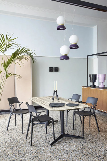 A.I. (2 Sillas) Negro | Sillas | Kartell