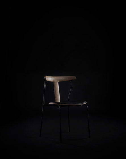 Era | Chairs | Eikund