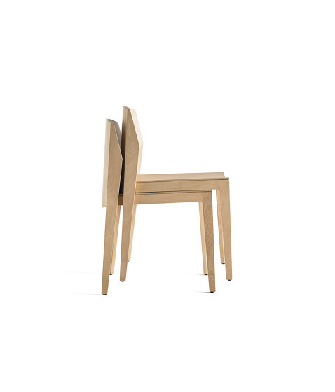 Isa 141NL | Chaises | Capdell