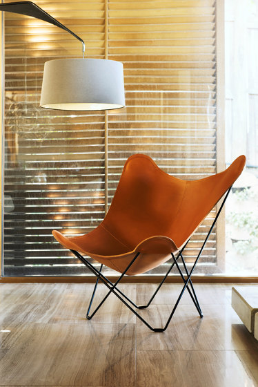 Pampa Mariposa Butterfly Chair Black Chrome Frame | Sessel | Cuero Design