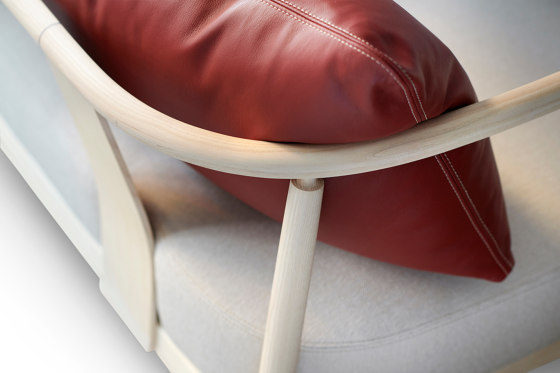 HUMBLE Lounge chair | Sessel | Gemla