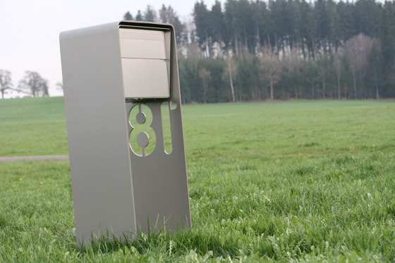 Bellus Briefkastenständer | Design letter box "Bellus", single | Buchette lettere | Briefkastenschmiede