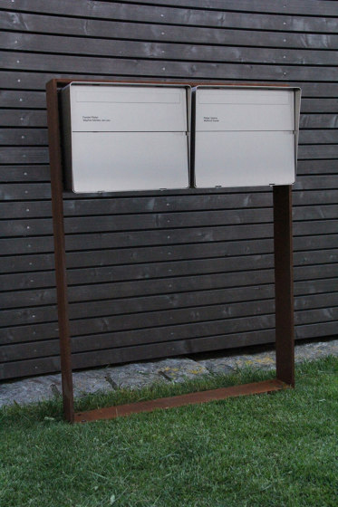 Brevis Briefkastenständer | Design letter box "Brevis", quad
or individual on request | Buchette lettere | Briefkastenschmiede