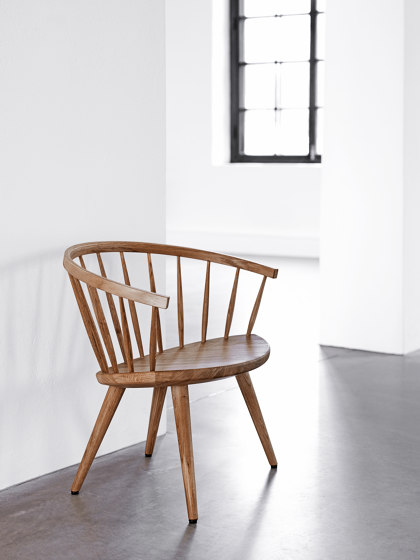Arka Lounge Chair | Sessel | Stolab