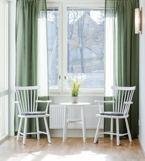 Lilla Åland Childrens Low Chair | Kinderstühle | Stolab