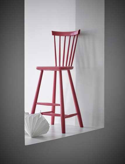 Lilla Åland Armchair | Stühle | Stolab