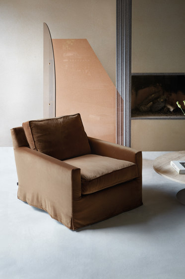 Cousy Chaise-Longue | Armchairs | ARFLEX