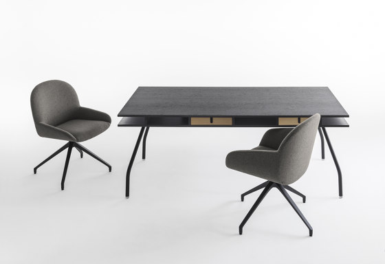Elba R/PB2 | Chairs | Crassevig