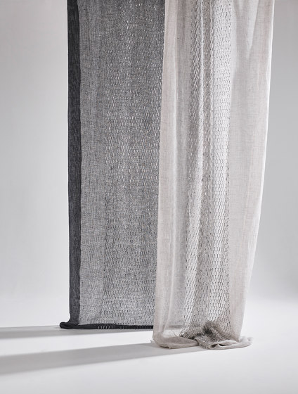 Scrollino col. 101 white/silver | Drapery fabrics | Jakob Schlaepfer