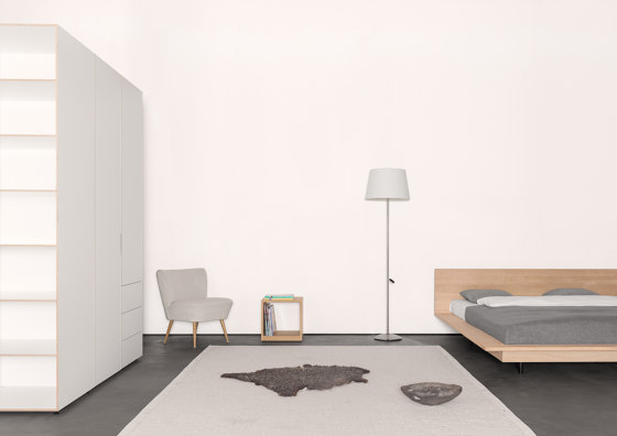 METRUM customized shelf- and wardrobesystem | Shelving | Sanktjohanser