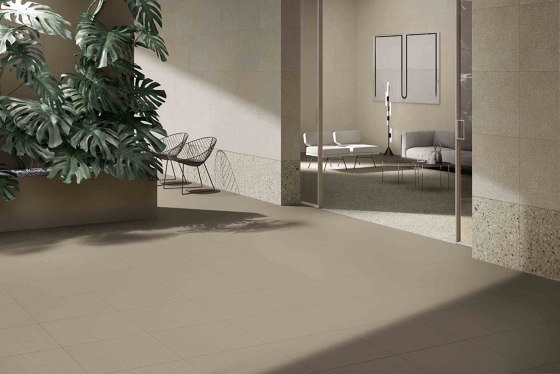 CementMix 60x60 Cementmix Basic Tile Flake Dark Grey R10A | Keramik Fliesen | VitrA Bathrooms