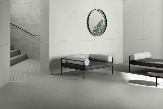 CementMix 60x60 Cementmix Basic Tile Flake Dark Grey R10A | Carrelage céramique | VitrA Bathrooms