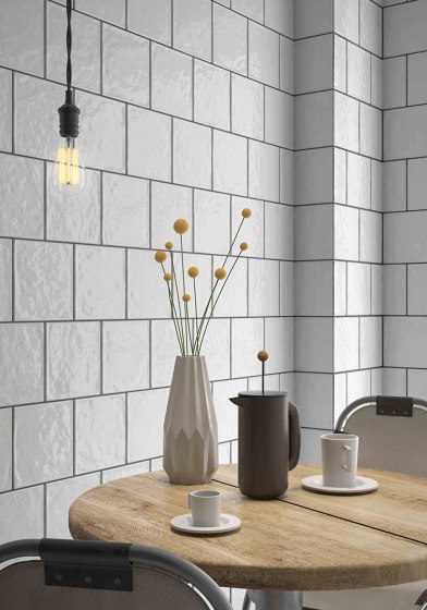 Miniworx 20x20 Miniworx RAL 0001500 Black Tile Glossy | Ceramic tiles | VitrA Bathrooms