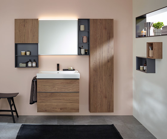 iCon | side cabinet white | Colonnes salle de bain | Geberit
